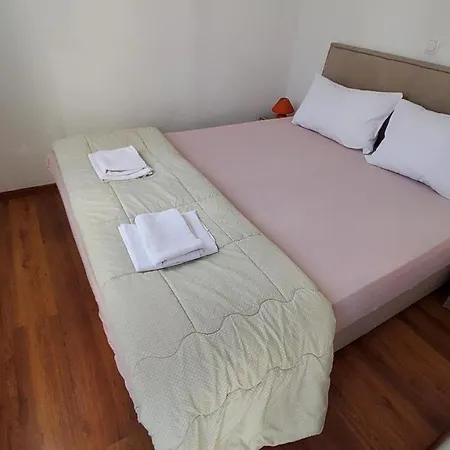 11 Sleeps 4 Guests * 斯普利特